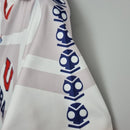Camisa Universidad de Chile Away II 1996/97 retrô masculina branca, modelo clássico dos anos 90, gola e mangas tradicionais, perfeita para torcedores e colecionadores, estilo histórico e nostálgico do futebol chileno"