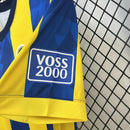 Camisa Rosario Central Home I 2025/26 Torcedor Masculina amarela com detalhes em azul, escudo estampado no peito e design clássico para torcedores apaixonados."