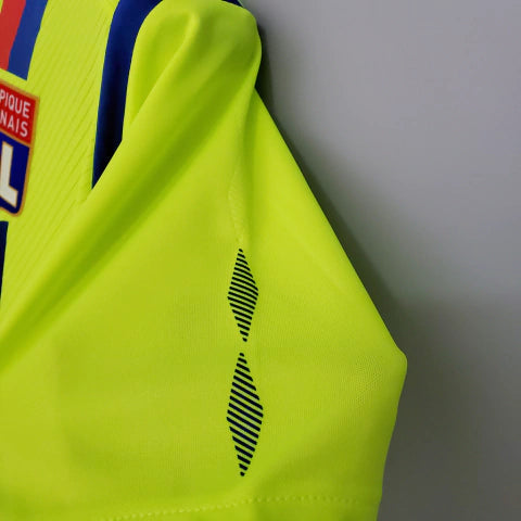 “Camisa Olympique Lyon Third III 2008/09 Umbro Retrô Masculina Amarelo Fluorescente, modelo clássico do Lyon com design vibrante, estilo retrô e conforto para torcedores e colecionadores