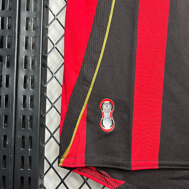 Camisa Retrô Milan 2006/2007 - Adidas Masculina - Vermelha e preta