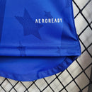 Camisa Cruzeiro Home I 2024/25 Adidas Torcedora Feminina azul com detalhes em branco, escudo bordado do Cruzeiro e gola careca, ideal para torcedoras e fãs do clube