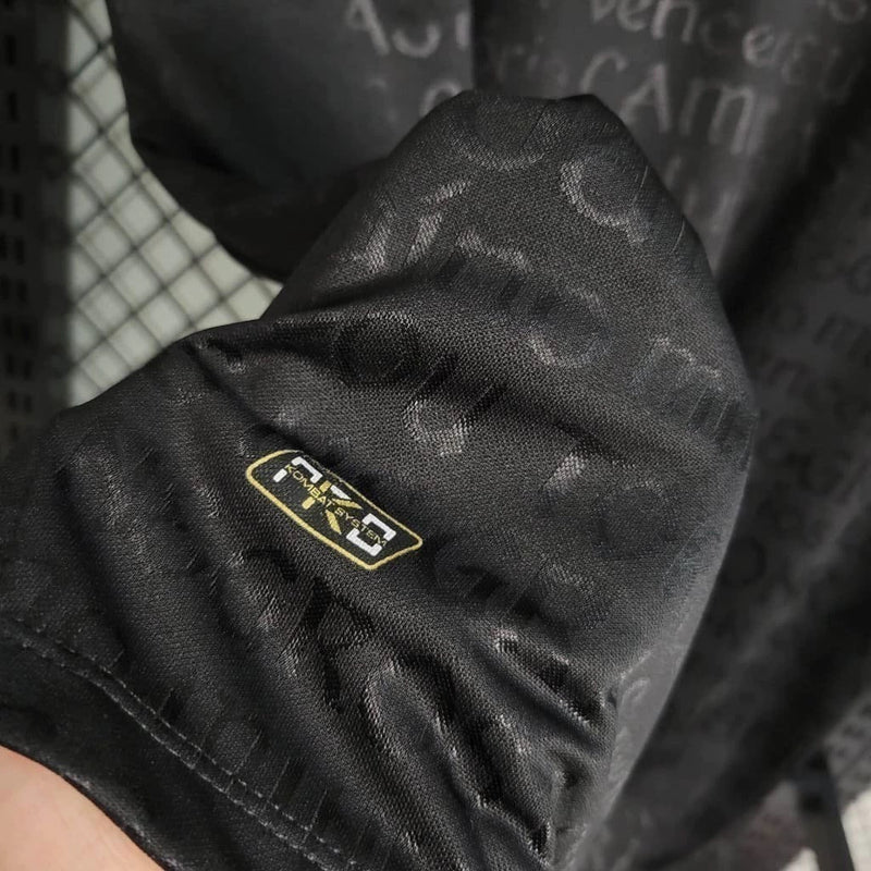 Camisa Vasco Third III 2023/24 Kappa Torcedor Masculina, design moderno com cores da terceira opção, escudo do Vasco bordado no peito, manga curta e gola redonda, perfeita para torcedores e uso casual."