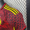 Camisa Seattle Sounders FC Away II 2023/24 Adidas Jogador Masculina Vermelha, uniforme da MLS, design moderno, conforto e estilo para torcedores e jogadores apaixonados.”