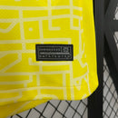 Camisa Brasil Home (1) 2024/25 Torcedor Masculina oficial, cores da seleção brasileira, escudo bordado, tecido leve e respirável