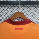 Camisa Galatasaray Third III 2023/24 Nike masculina laranja com detalhes em grafite, tecido leve e respirável, ideal para torcer e jogar futebol com conforto."