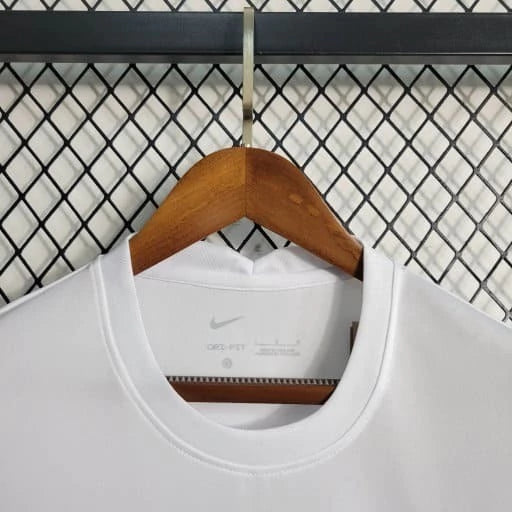 Camisa Inglaterra '150 anos da Inglaterra' Pré-Jogo 2023 Nike Torcedor Masculina
