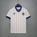 Camisa Rangers FC Away II 1983/84 Umbro Retrô Masculina Branca, uniforme retrô clássico do Rangers, design vintage e histórico para colecionadores e torcedores.”