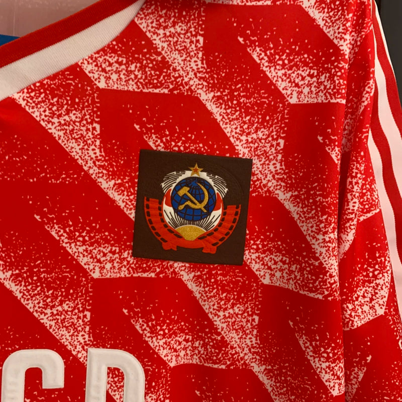 Camisa União Soviética Home I 1987/88 Adidas retrô masculina vermelha com detalhes dourados, gola careca e tecido leve respirável para torcedores e colecionadores"