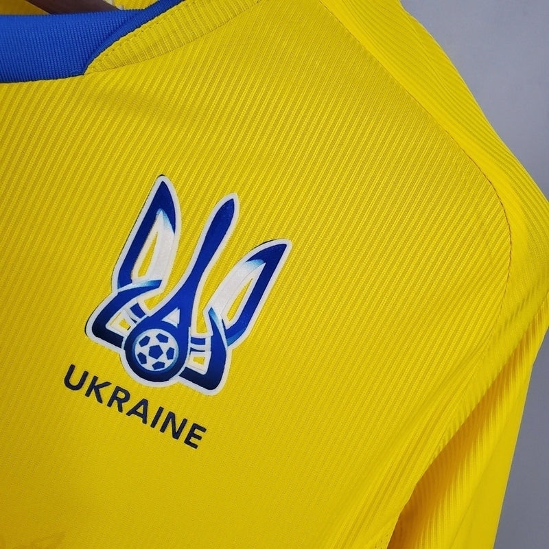 Camisa Ucrânia Home I 2020/21 masculina amarela com detalhes em azul, gola careca e tecido leve respirável para torcedores"