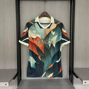 Camisa Venezia 2022/23 'Edição Especial Shirt' Kappa Torcedor Masculina – uniforme masculino de futebol, tecido leve e respirável, escudo do Venezia em destaque, design exclusivo e moderno.