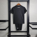 Kit Infantil Botafogo Away (2) 2023/24 Reebok – uniforme oficial completo com camisa, shorts e meião, tecido leve e confortável, ideal para pequenos torcedores alvinegros."