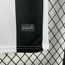 Kit Infantil Corinthians Third (3) 2024/25 Nike completo com camisa preta oficial, short confortável e design moderno, ideal para crianças torcedoras do Timão.