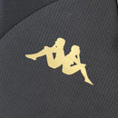 Camisa Venezia Home I 2022/23 Kappa Torcedor Masculina Preta com detalhes dourados e verdes, escudo do clube e design elegante inspirado na cidade de Veneza.”