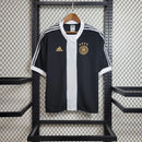 Camisa Alemanha Três-Quartos Icon 2022/23 Adidas Torcedor Masculina preta com detalhes em branco e cinza, corte três-quartos, tecido leve e respirável – perfeita para torcedores, treinos e uso casual