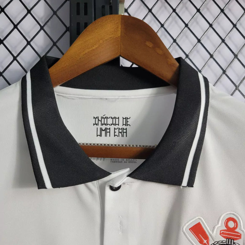 Camisa Corinthians Home I 2020/21 Torcedor Nike Masculina branca, com escudo do Corinthians bordado no peito e logo da Nike, modelo para torcedores apaixonados.