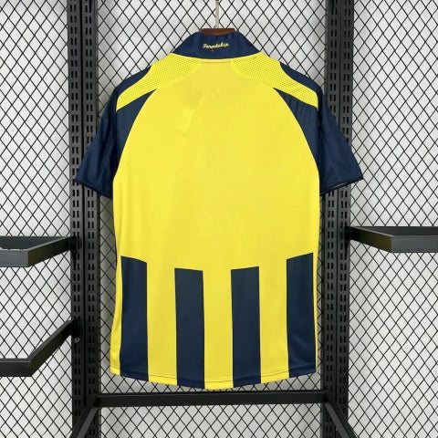 Camisa Fenerbahçe Home I 2007/08 Adidas retrô masculina em amarelo e azul, com escudo bordado e design clássico, tecido leve e respirável, ideal para torcer ou colecionar com estilo."