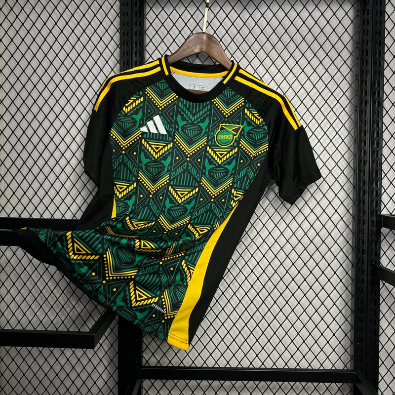 Camisa Jamaica Away II 2024/25 Adidas Torcedor Masculina verde, uniforme alternativo da seleção jamaicana, design vibrante, tecido leve e respirável, corte masculino."
camisa Jamaica Away 2024/25 verde
camisa Adidas Jamaica torcedor
camisa seleção Jamaica masculina
uniforme alternativo Jamaica 2024