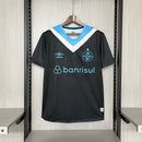 Camisa Grêmio Third III 2024/25 Umbro Torcedor Masculina azul, modelo de torcedor, tecido leve e confortável, design moderno da temporada 2024/25.