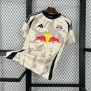 Camisa New York Red Bulls Home I 2025/26 Adidas Torcedor Masculina Cinza, uniforme MLS, escudo bordado, tecnologia AEROREADY, Waze Mix"