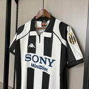 Camisa Juventus Home I 1997/98 Kappa Retrô Masculina - Branca