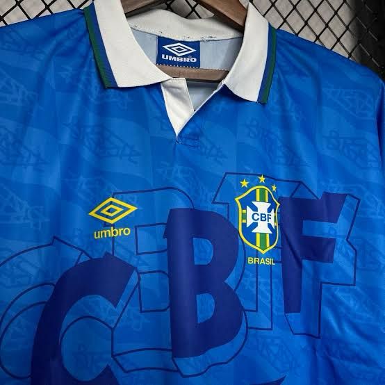 Camisa Retrô 94/95 Seleção Brasileira II Umbro Masculina - azul
