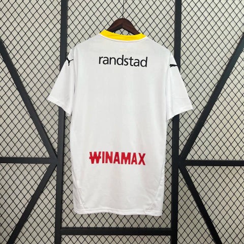 Camisa Lens Third III 2024/25 Puma Torcedor Masculina Branca, design moderno com detalhes vermelho e amarelo, tecido respirável e confortável para torcedores apaixonados.”