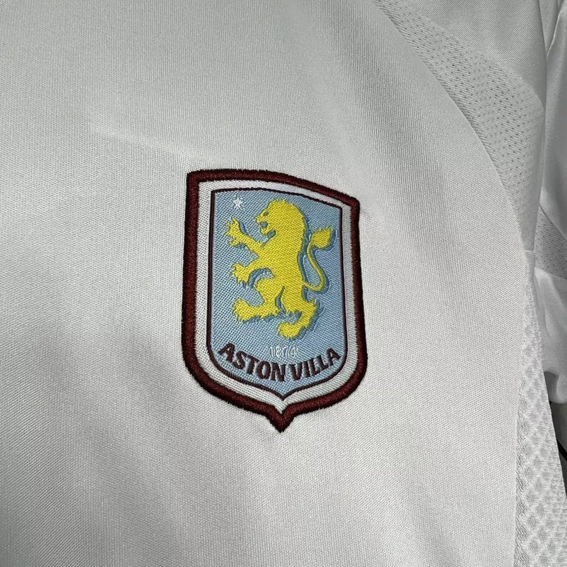 Kit Infantil Aston Villa Away II 2024/25 Adidas com camisa, short e meia, uniforme infantil azul e roxo, tecido leve AEROREADY, ideal para jogos, treinos e jovens torcedores."