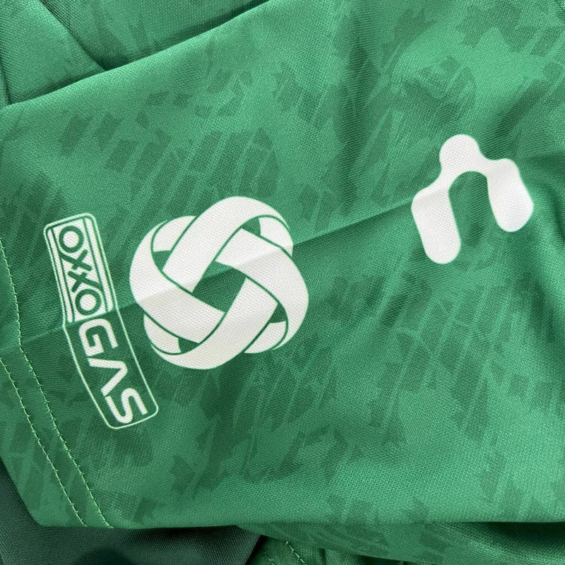 Kit Infantil Club León Home I 2025/26 – Camisa e shorts verde para crianças, uniforme completo do clube mexicano