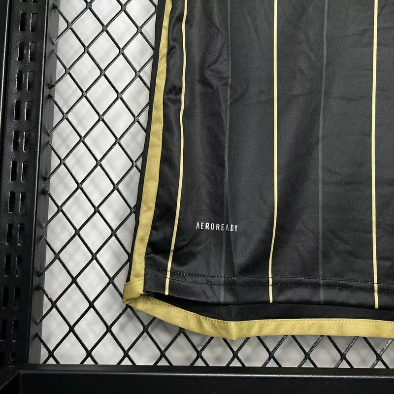 Kit Infantil Los Angeles FC Home I 2024/25 Adidas - camisa e short infantil do LAFC, uniforme Home 2024/25, tecido leve e respirável, ideal para pequenos torcedores