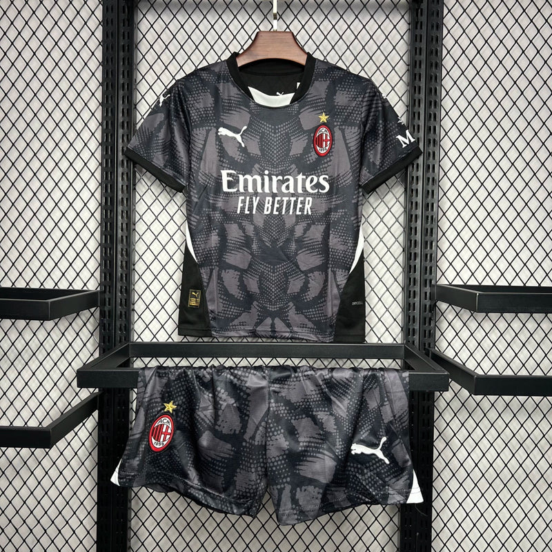 Kit Infantil Milan Goleiro 2024/25 Puma - camisa e short infantil do AC Milan, uniforme de goleiro 2024/25, tecido leve e respirável, ideal para pequenos torcedores