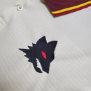 Camisa Roma Away II 2020/21 Nike Retrô Masculina marfim, com detalhes em bordô e dourado, gola polo e escudo bordado da Roma.