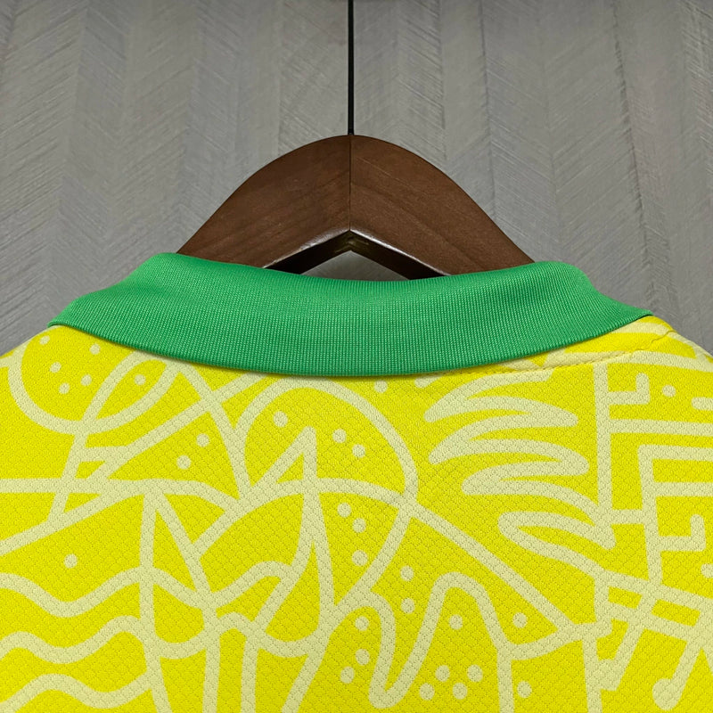 Camisa Brasil Home 2024/25 Torcedora Feminina oficial, cores da seleção brasileira, escudo bordado, tecido leve e respirável