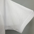 “Camisa PSG Third III 2018/19 Nike Retrô Masculina Branca, uniforme histórico do Paris Saint-Germain com detalhes em azul e vermelho, design retrô elegante para torcedores e colecionadores.”