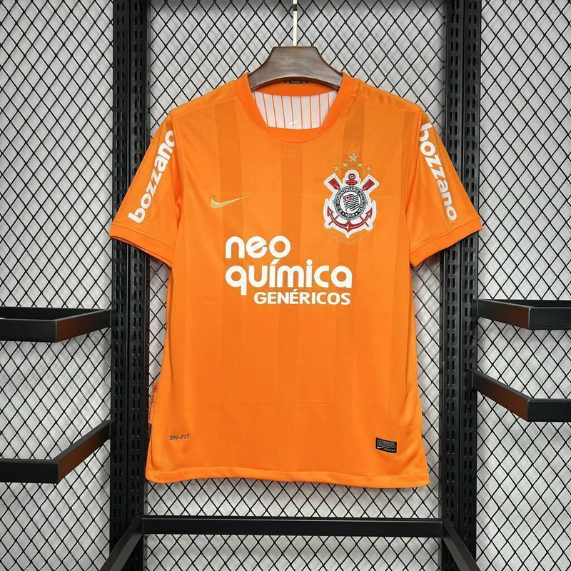 Camisa Corinthians Goleiro 2010/11 Nike Retrô Masculina na cor laranja, com escudo bordado e design clássico usado por goleiros do Timão

