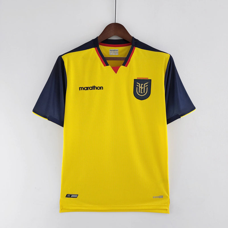 Camisa Equador Home I 2022/23 Torcedor Masculina amarela, uniforme principal da seleção equatoriana La Tri, escudo bordado no peito, design moderno e tecido leve respirável."
camisa Equador 2022/23 amarela
camisa seleção Equador masculina
camisa de futebol Equador La Tri
uniforme Equador 2022