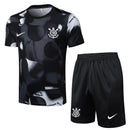 Kit treino Corinthians 2025 2026 nome torcedor masculina na cor preto e cinza com camiseta e short