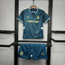 Kit Infantil Olympique de Marseille Away II 2024/25 Puma - uniforme oficial com camisa e shorts para crianças, tecido leve e confortável