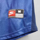 Camisa PSG Home I 1998/99 Nike Retrô Masculina Azul, uniforme clássico do Paris Saint-Germain, design histórico e confortável para torcedores e colecionadores.”