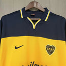 Camisa retrô Boca Juniors 1998/99 Nike masculina azul e amarela, clássica da Bombonera, ideal para colecionadores e torcedores, disponível na Wazemix.