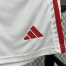 Kit Infantil Benfica Third III 2025/26 Adidas, uniforme oficial com camisa e shorts, design moderno e escudo do Benfica, disponível dos 3-4 aos 12-13 anos."