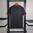 Camisa Japão Concept Black Panther 2024/25 Adidas Torcedor Masculina preta, uniforme conceitual da seleção japonesa inspirado na pantera negra, com tecnologia AEROREADY para conforto e respirabilidade, ideal para torcedores e colecionadores.