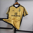 Camisa Manchester United "Dupla Face" Centenário Liga Inglesa 2001/02 Retrô Umbro - Branca e Dourada