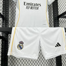 Kit Infantil Real Madrid Home (1) 2025/26 Adidas - branca