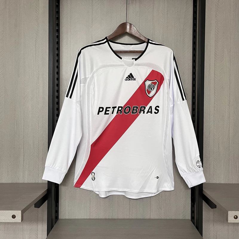 Camisa River Plate Home I 2006/07 Adidas Retrô Masculina Manga Longa branca com faixa diagonal vermelha – modelo histórico e clássico do futebol argentino."