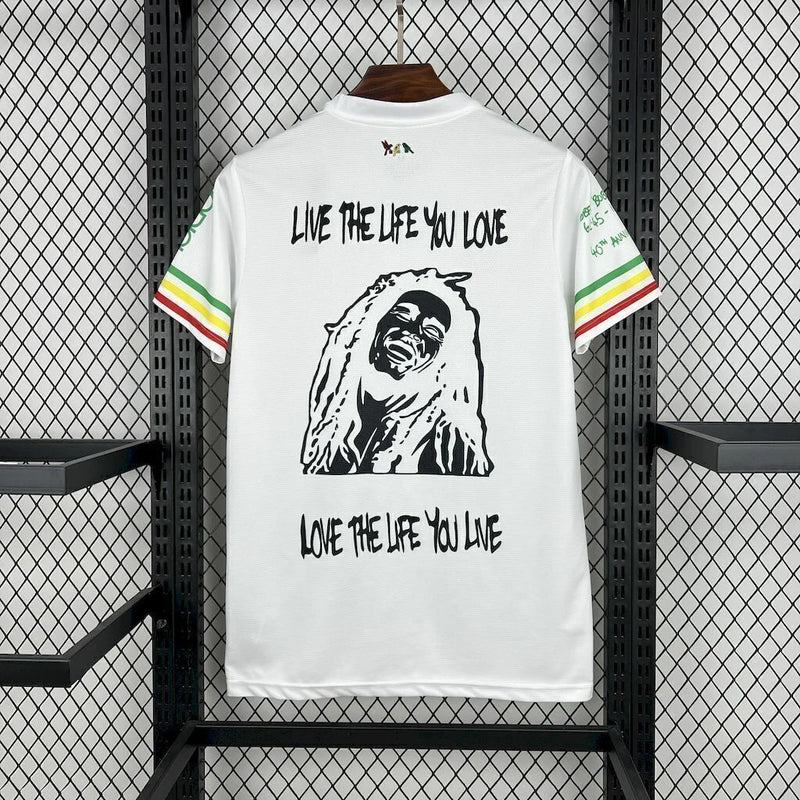 "Camisa Ajax Edição Especial 2025/26 Adidas Torcedor Masculina oficial, edição limitada, com escudo bordado e tecnologia AEROREADY – produto original para torcedores e colecionadores.