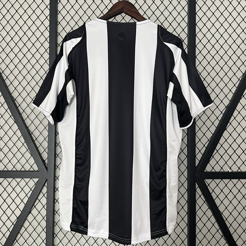 Camisa Juventus I Retrô 04/05 Torcedor Masculina - preto e branco
