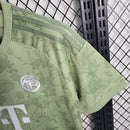 Camisa Bayern de Munique "Oktoberfest" 2023/24 Adidas Torcedor Masculina - Verde