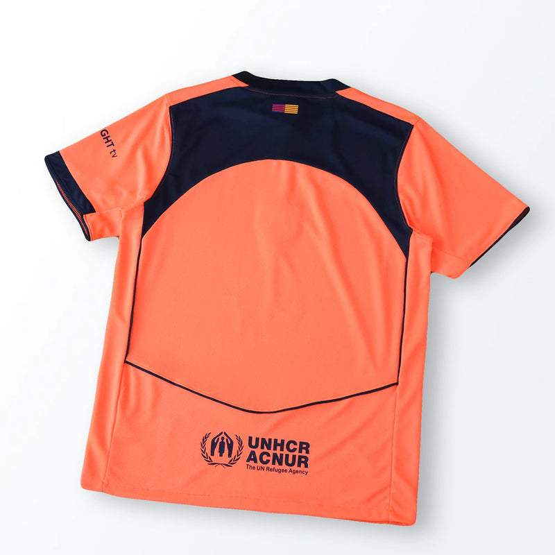 Camisa Barcelona Nike Third (III) 2025/26 Total 90 Torcedor Masculina laranja oficial com escudo do Barça e tecnologia Dri-FIT"
