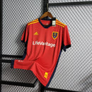 Camisa Real Salt Lake Home I 2022/23 Adidas Torcedor Masculina Vermelha, uniforme da MLS com design moderno, confortável e elegante para torcedores apaixonados.”