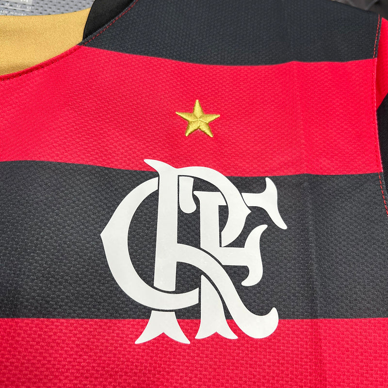 Camisa Flamengo I Retrô 2008/09 Torcedor Masculina - Vermelha com detalhes em Preto e amarelo